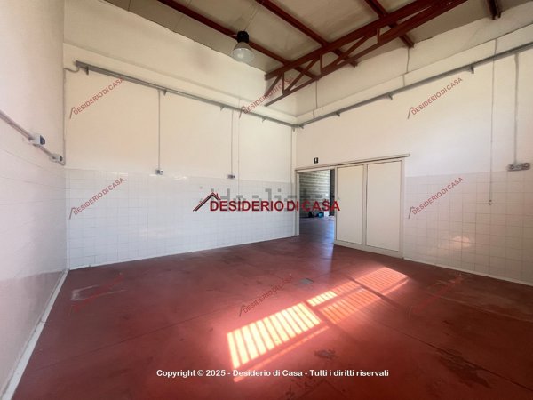 ufficio in vendita a Sant'Agata di Militello