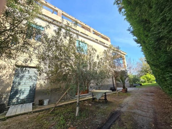 casa indipendente in vendita a Sant'Agata di Militello