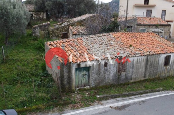 casa indipendente in vendita a Sant'Agata di Militello