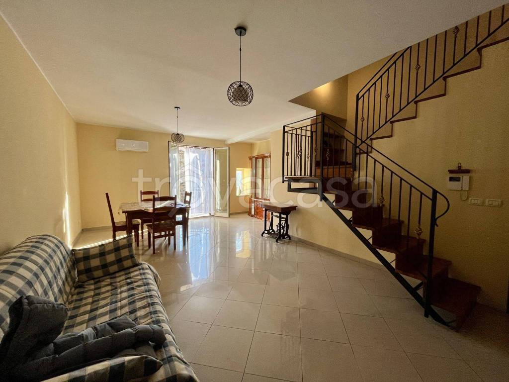 casa indipendente in vendita a Sant'Agata di Militello
