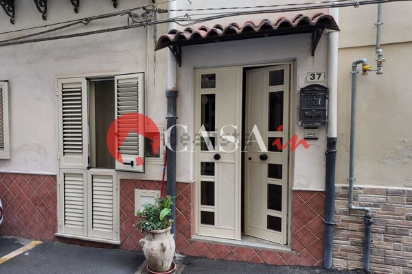 casa indipendente in vendita a Sant'Agata di Militello