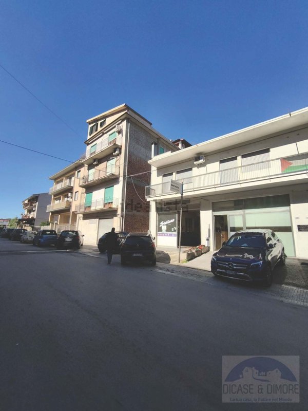 locale commerciale in vendita a Sant'Agata di Militello
