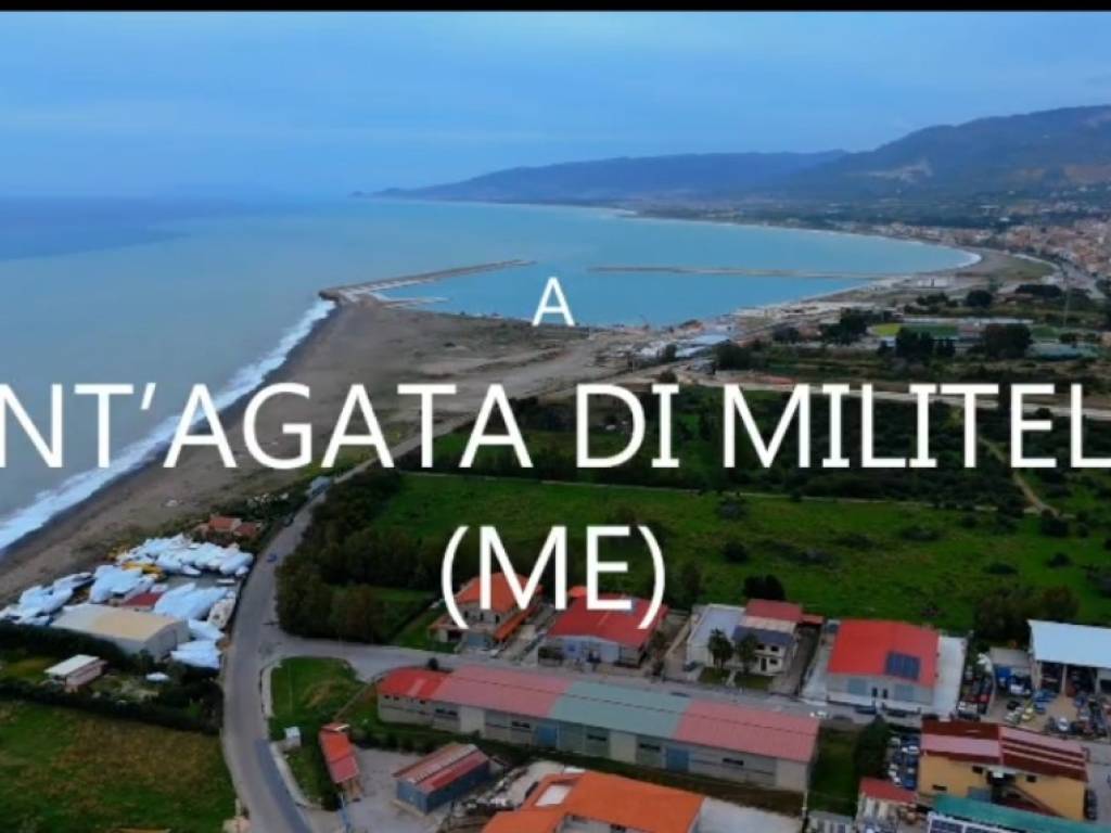 locale commerciale in vendita a Sant'Agata di Militello