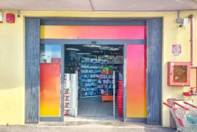 negozio in vendita a Sant'Agata di Militello
