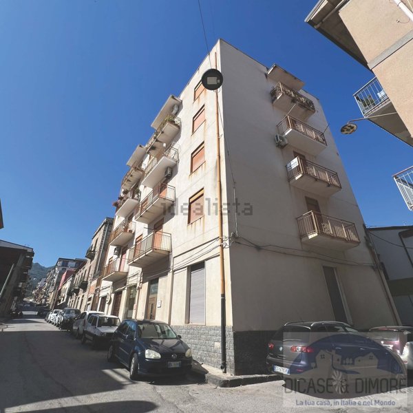 appartamento in vendita a Sant'Agata di Militello