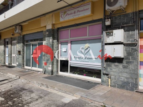 negozio in vendita a Sant'Agata di Militello