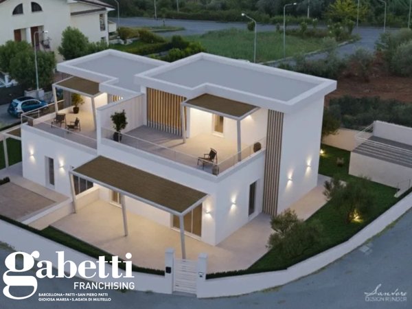 casa indipendente in vendita a Sant'Agata di Militello