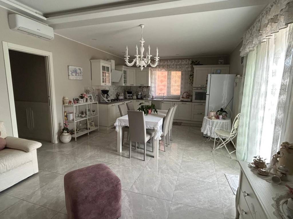 appartamento in vendita a Sant'Agata di Militello