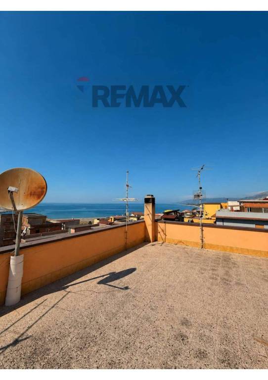 locale di sgombero in vendita a Sant'Agata di Militello
