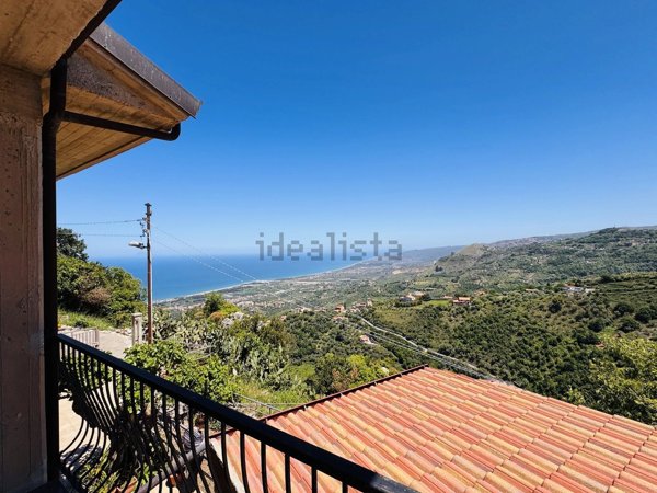 appartamento in vendita a Sant'Agata di Militello