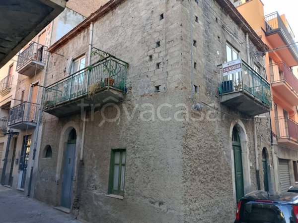 casa indipendente in vendita a Sant'Agata di Militello