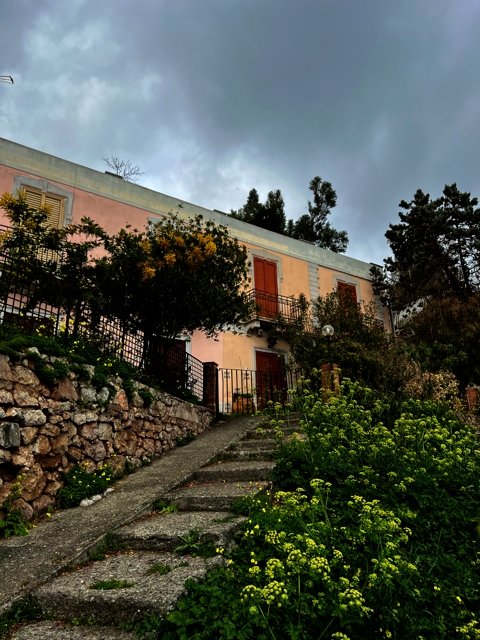 casa indipendente in vendita a Sant'Alessio Siculo