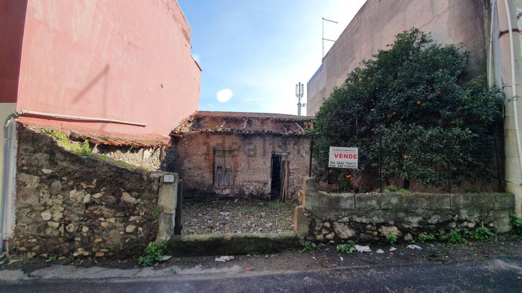 terreno agricolo in vendita a Sant'Alessio Siculo