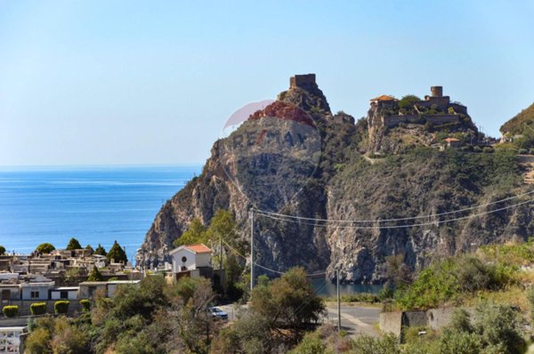 terreno agricolo in vendita a Sant'Alessio Siculo