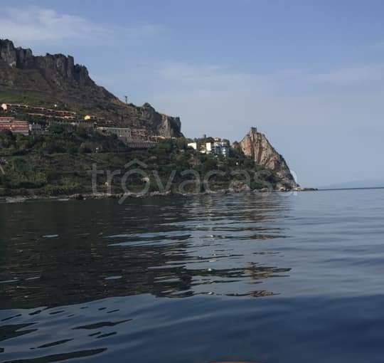 terreno agricolo in vendita a Sant'Alessio Siculo