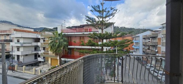 appartamento in vendita a Sant'Alessio Siculo