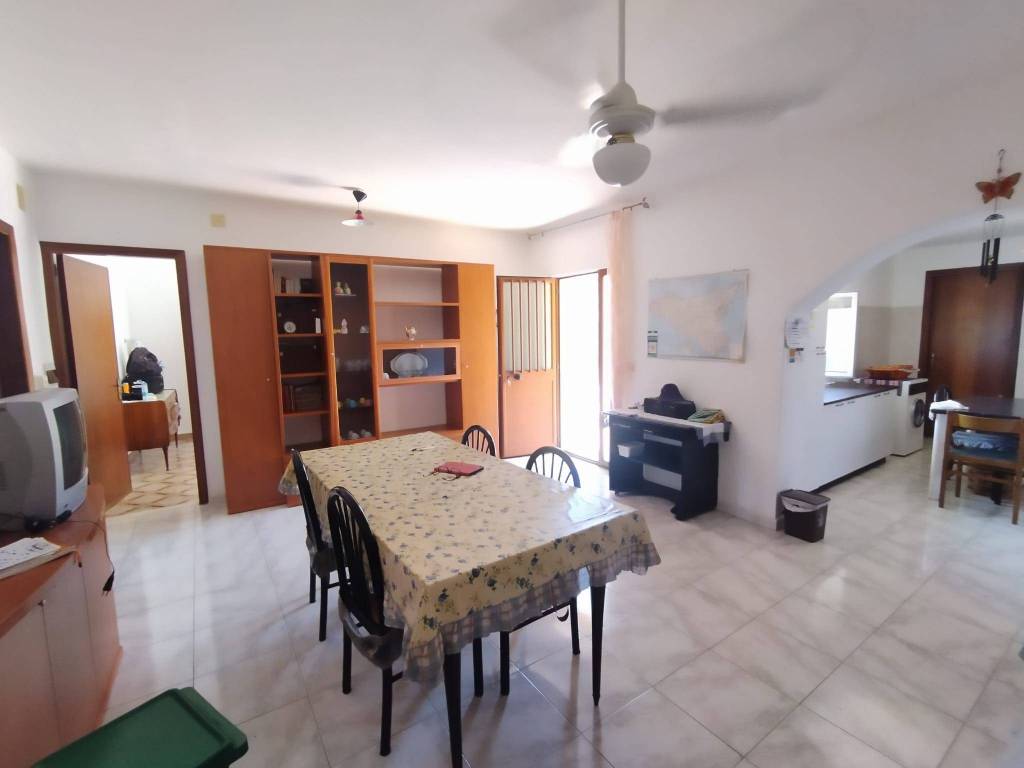appartamento in vendita a Sant'Alessio Siculo in zona Lacco