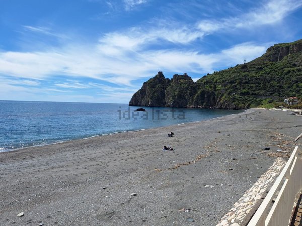 appartamento in vendita a Sant'Alessio Siculo