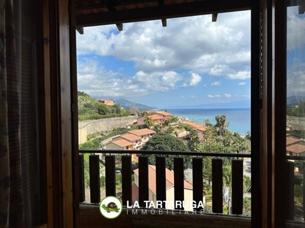 appartamento in vendita a Sant'Alessio Siculo