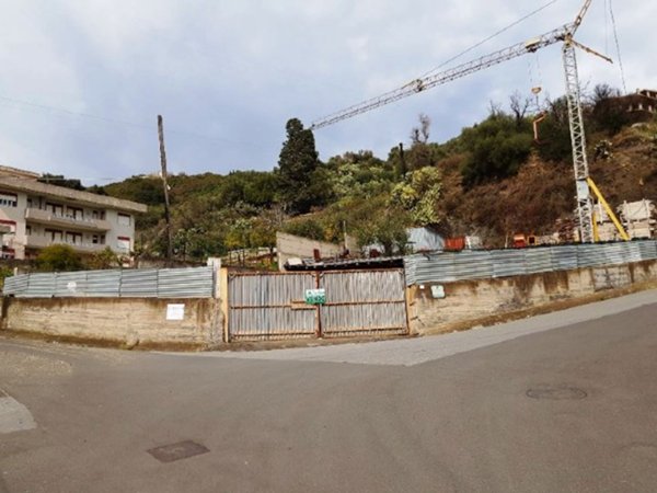 terreno edificabile in vendita a Sant'Alessio Siculo