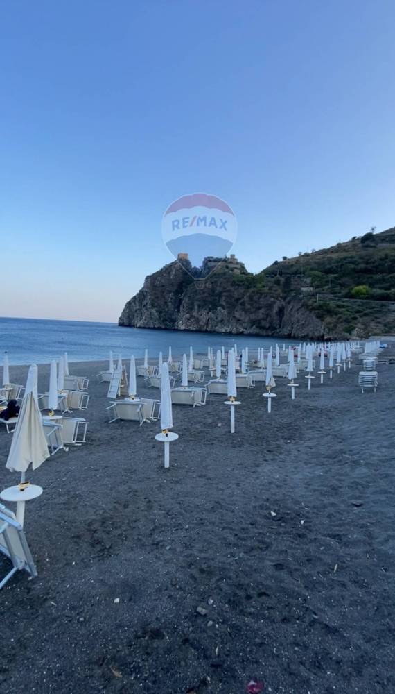 appartamento in vendita a Sant'Alessio Siculo
