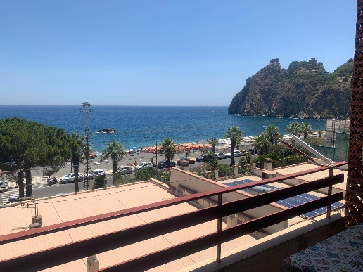 appartamento in vendita a Sant'Alessio Siculo