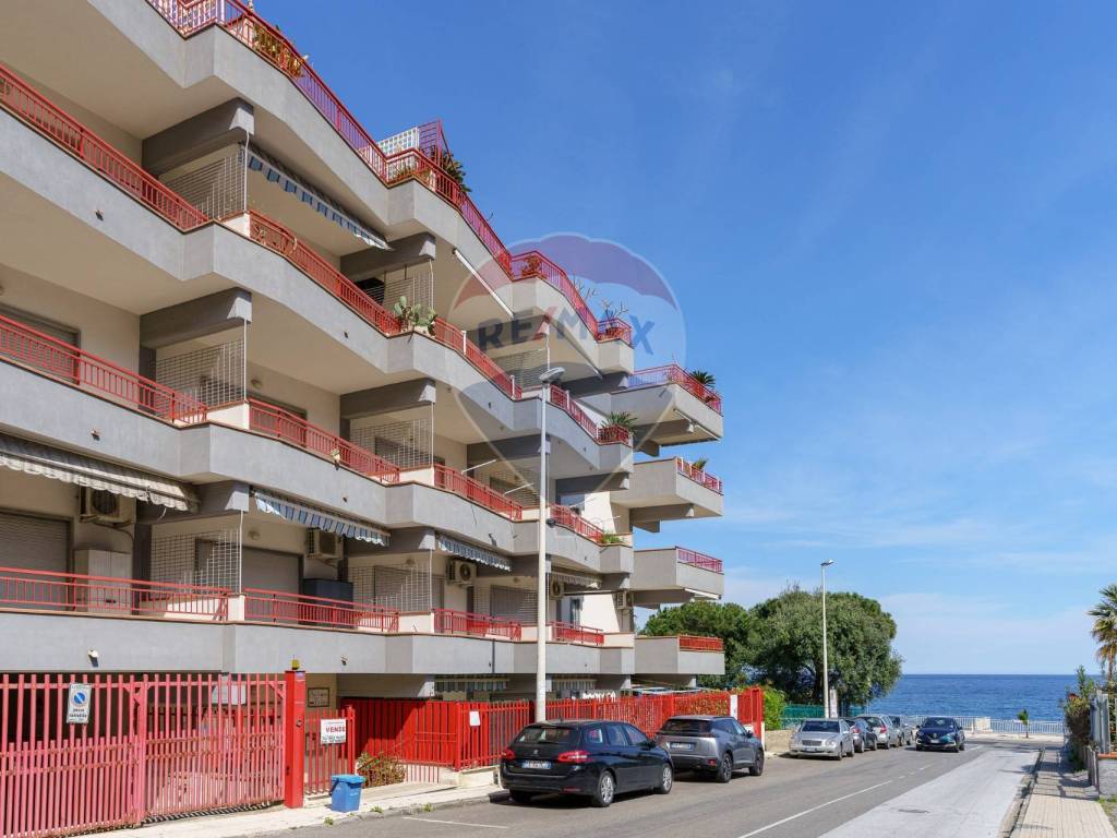 appartamento in vendita a Sant'Alessio Siculo