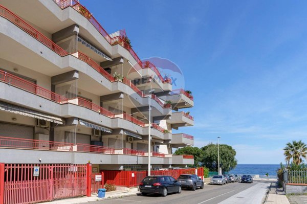 appartamento in vendita a Sant'Alessio Siculo