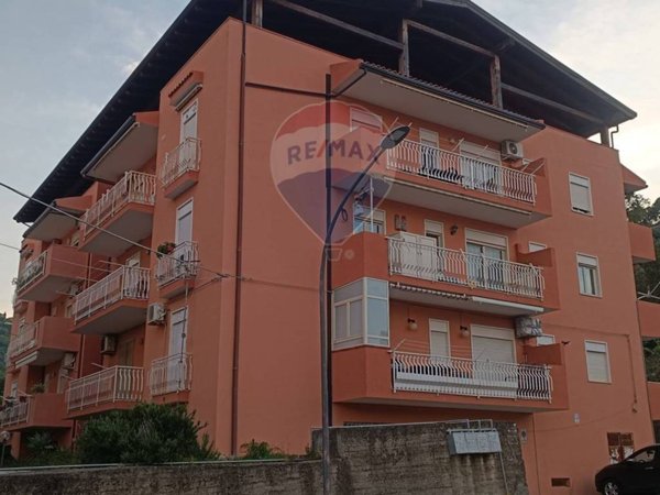 appartamento in vendita a Sant'Alessio Siculo