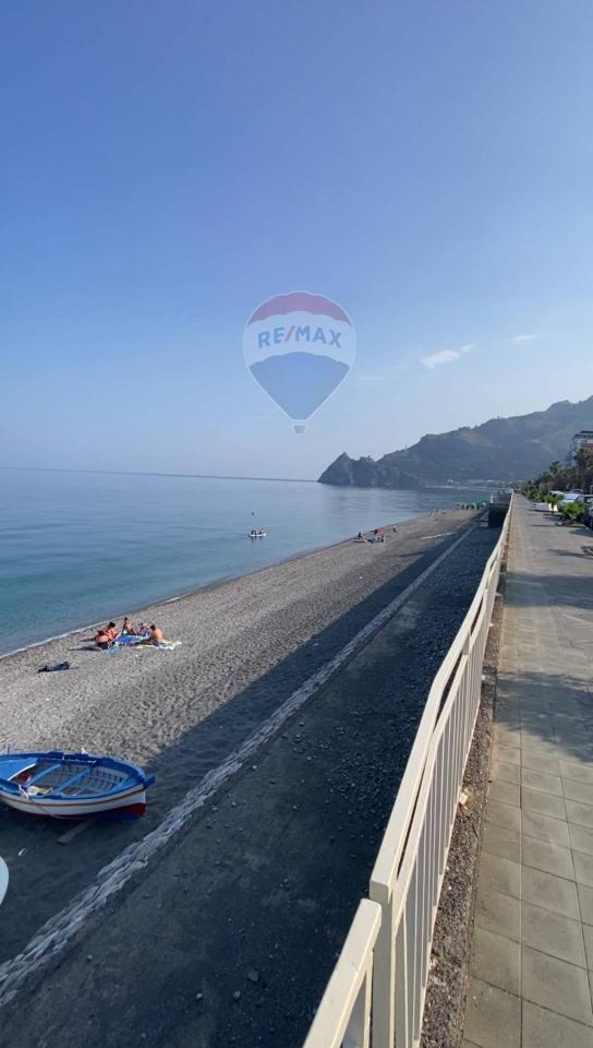 appartamento in vendita a Sant'Alessio Siculo