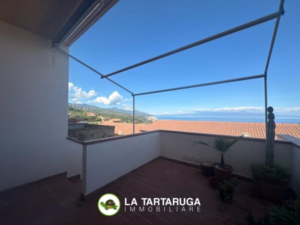 appartamento in vendita a Sant'Alessio Siculo