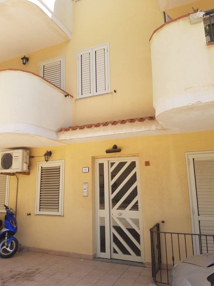 appartamento in vendita a Sant'Alessio Siculo