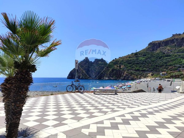 appartamento in vendita a Sant'Alessio Siculo
