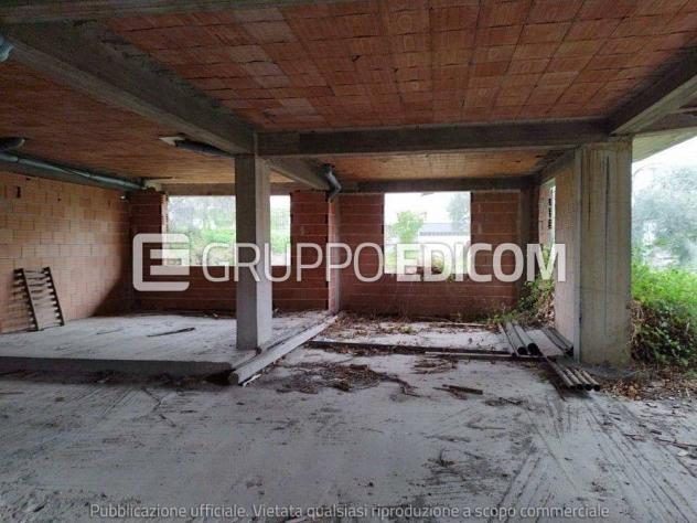 locale commerciale in vendita a Sant'Alessio Siculo