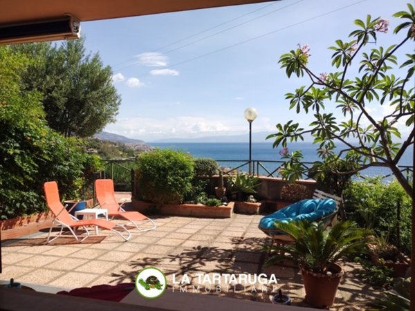 appartamento in vendita a Sant'Alessio Siculo