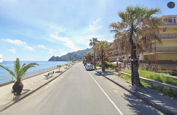 appartamento in vendita a Sant'Alessio Siculo