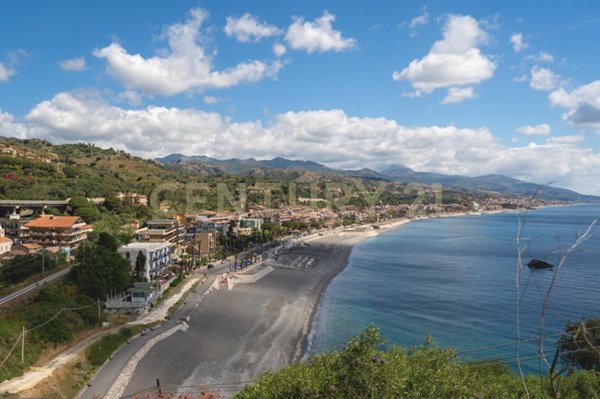 appartamento in vendita a Sant'Alessio Siculo in zona Lacco