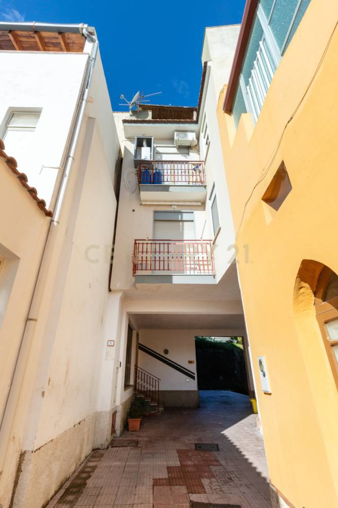 appartamento in vendita a Sant'Alessio Siculo in zona Lacco