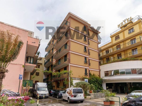 appartamento in vendita a Sant'Alessio Siculo in zona Lacco