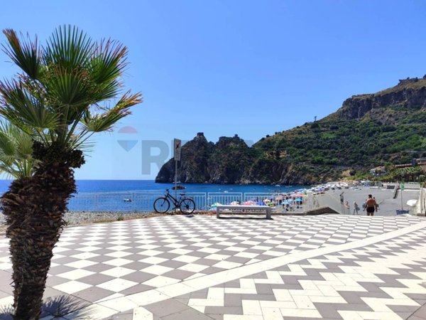 appartamento in vendita a Sant'Alessio Siculo in zona Lacco