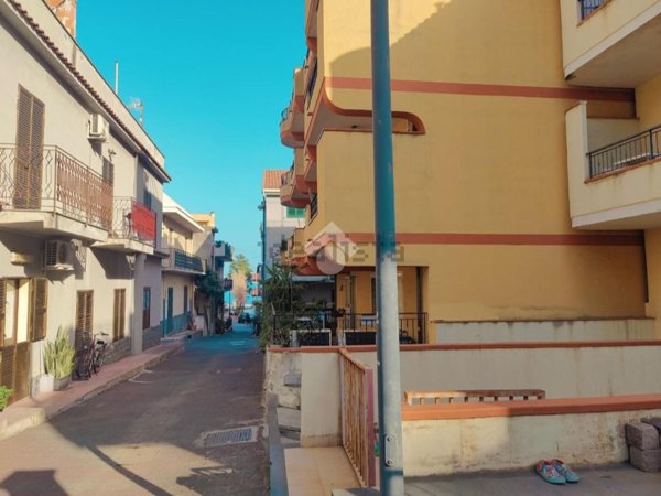 appartamento in vendita a Sant'Alessio Siculo in zona Lacco