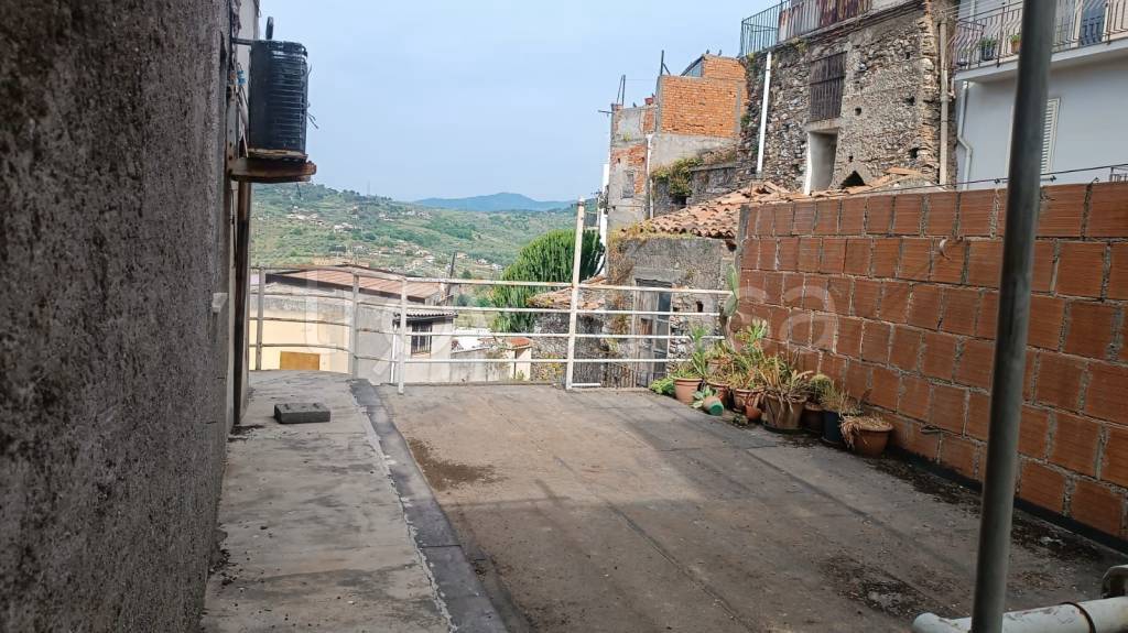 appartamento in vendita a Santa Lucia del Mela