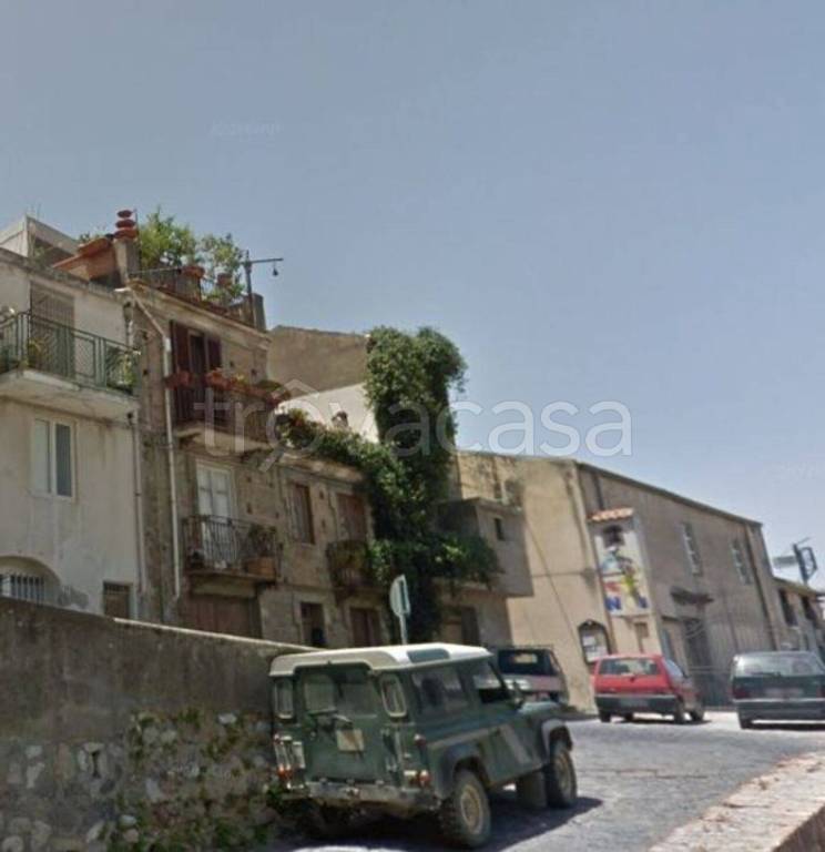 casa indipendente in vendita a Santa Lucia del Mela