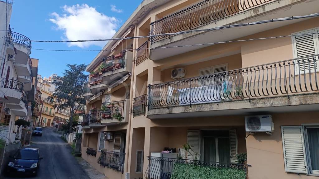 appartamento in vendita a Santa Lucia del Mela