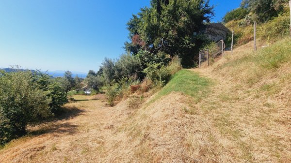 casa indipendente in vendita a Santa Lucia del Mela