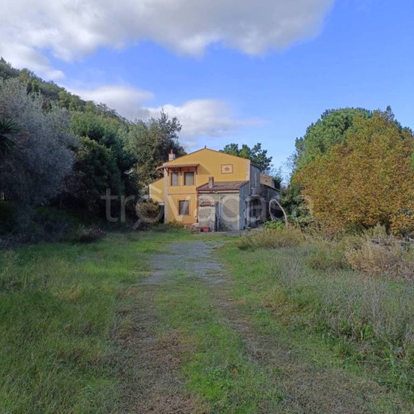 casa indipendente in vendita a Santa Lucia del Mela