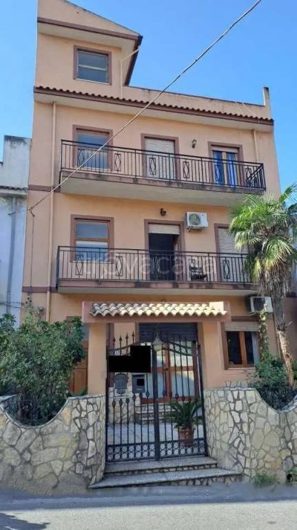 appartamento in vendita a Santa Lucia del Mela