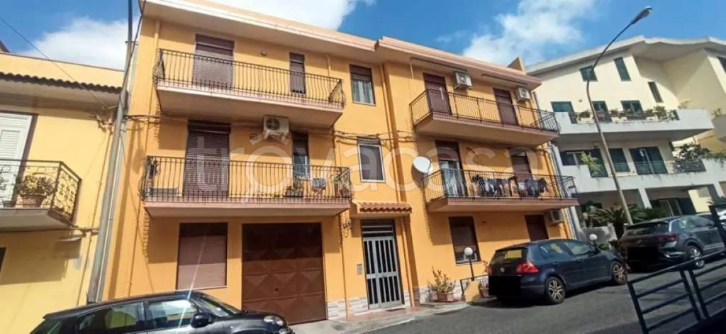 appartamento in vendita a Santa Lucia del Mela in zona Femminamorta