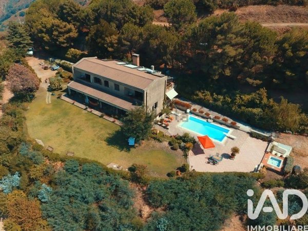 casa indipendente in vendita a Santa Lucia del Mela