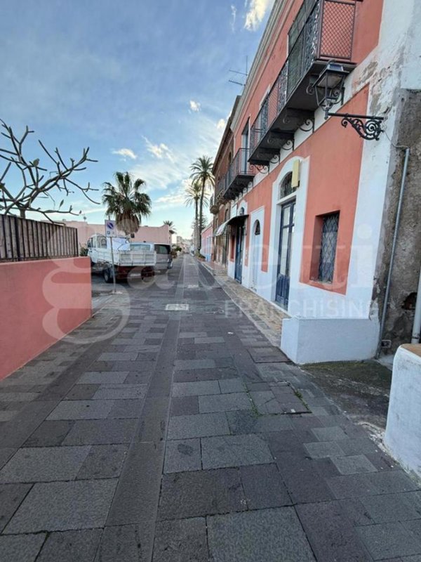 appartamento in vendita a Santa Marina Salina